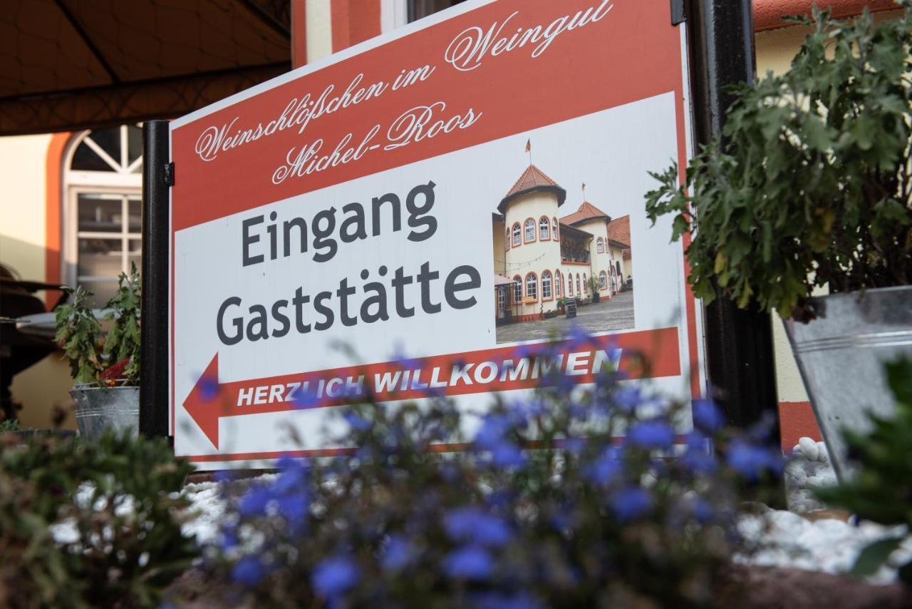 Weinschloesschen Im Weingut Roos Hotel Ilbesheim Luaran gambar
